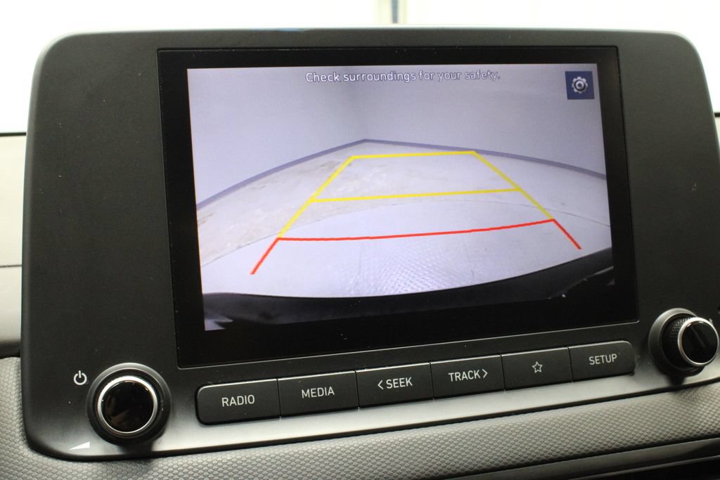 Used 2022 Hyundai Kona SE FWD image 3