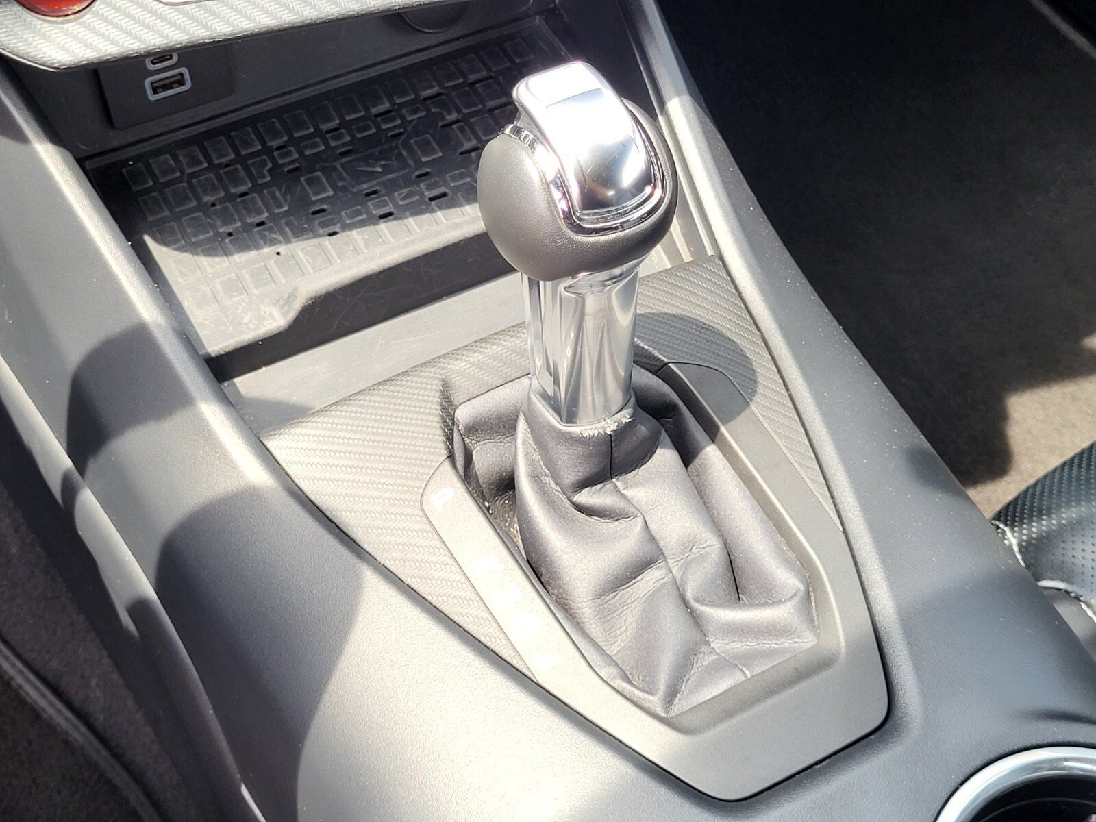 Certified 2024 Ford Mustang Premium RWD image 22