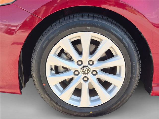 Used 2020 Toyota Camry LE FWD image 23