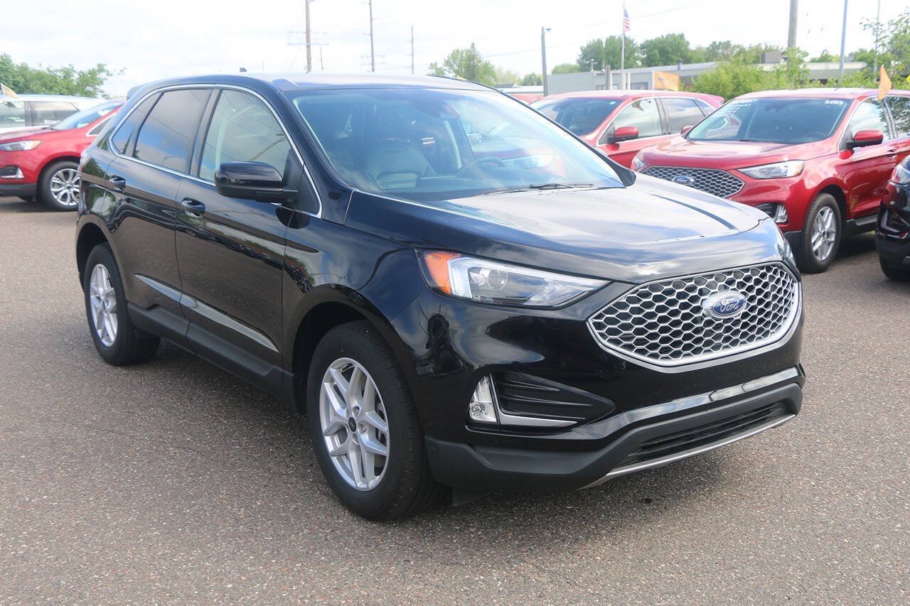 Certified 2024 Ford Edge SEL w/ Convenience Package AWD/4WD image 7
