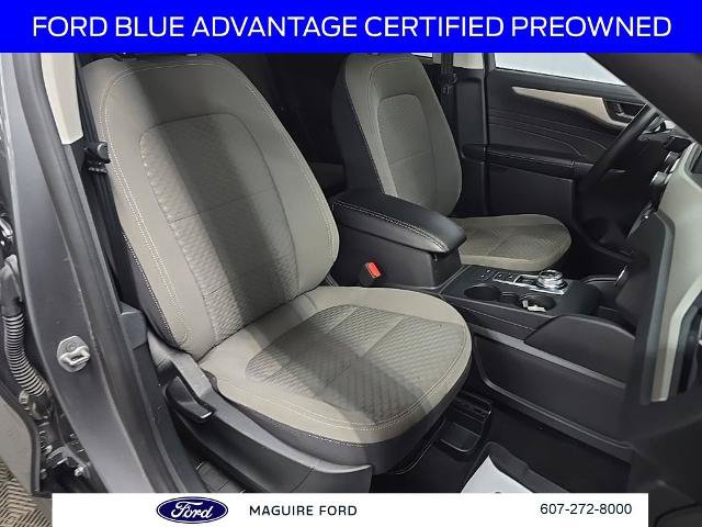 Certified 2022 Ford Escape SE w/ Cold Weather Package AWD/4WD image 18