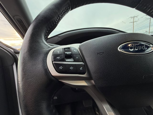 Certified 2020 Ford Explorer XLT w/ Equipment Group 202A image 23