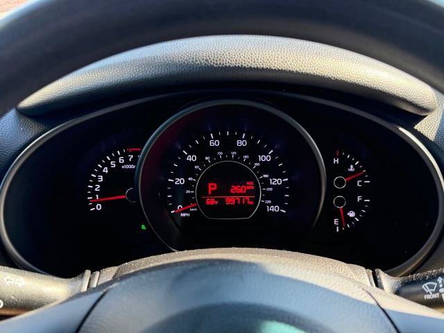 Used 2018 Kia Soul + FWD image 18