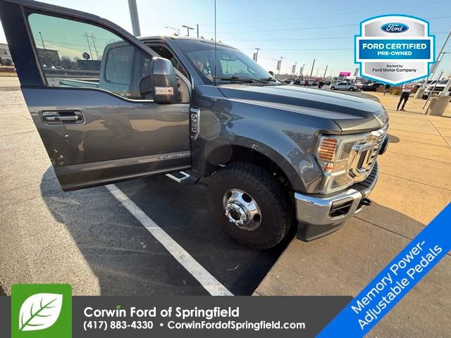 Certified 2022 Ford F350 Lariat w/ Lariat Ultimate Package image 4