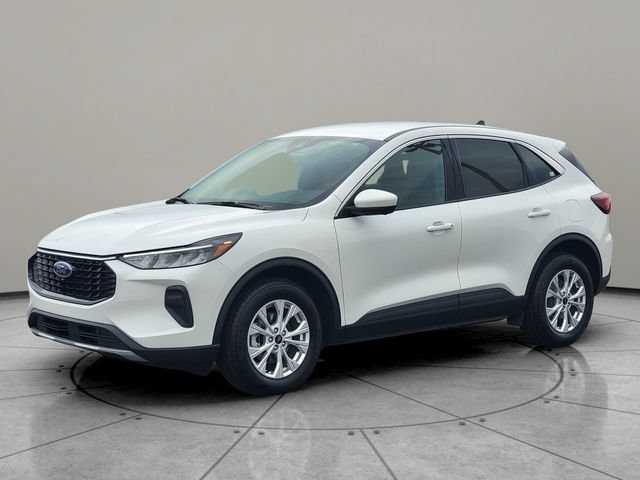 Certified 2023 Ford Escape Active w/ Tech Pack #2 AWD/4WD image 3