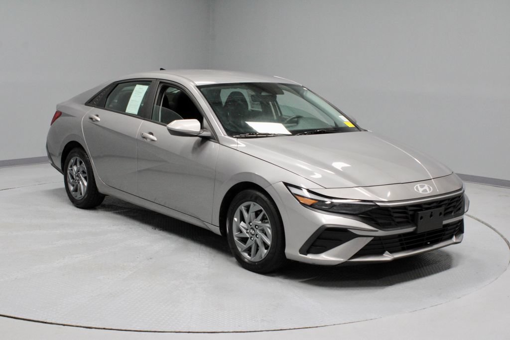 Used 2024 Hyundai Elantra SEL