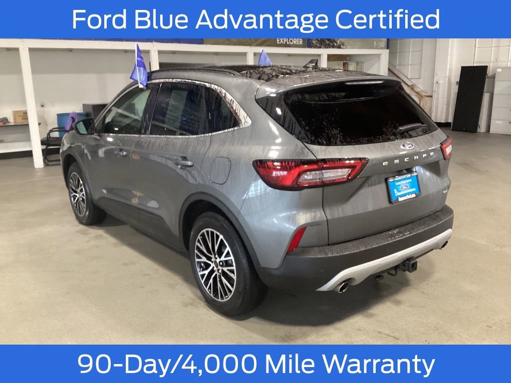Certified 2025 Ford Escape SE w/ Class II Trailer Tow Package image 3