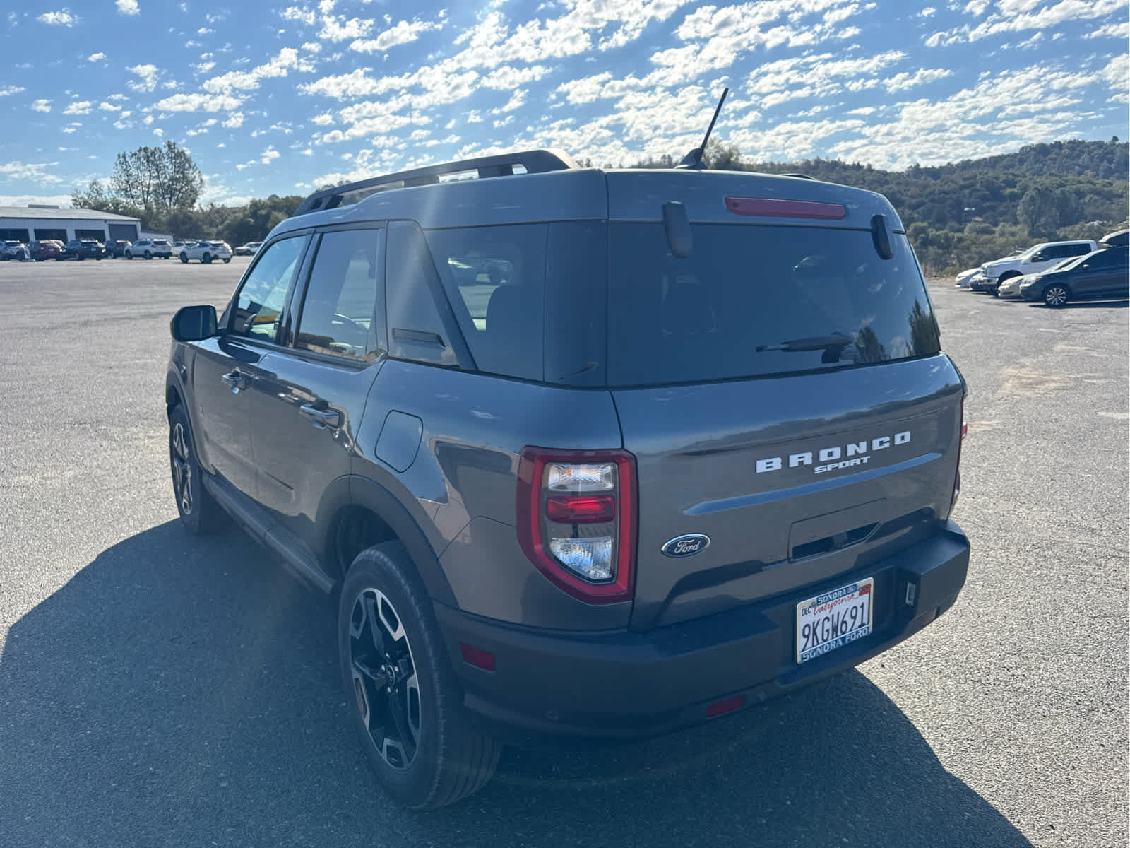 Certified 2023 Ford Bronco Sport Outer Banks w/ Tech Package AWD/4WD image 7