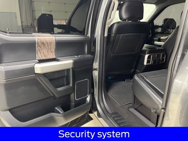 Certified 2019 Ford F250 Lariat w/ Lariat Ultimate Package image 34