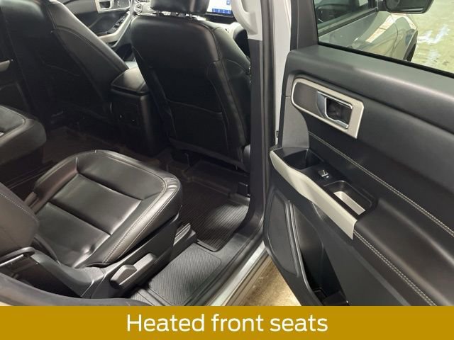 Certified 2022 Ford Explorer XLT w/ Equipment Group 202A image 34