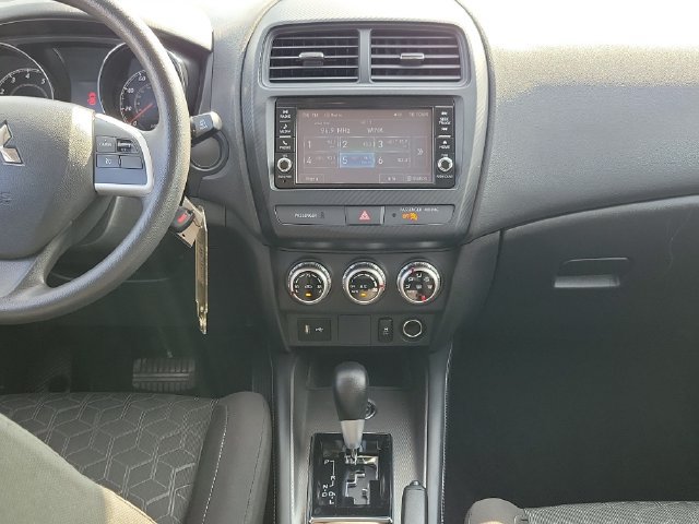 Used 2023 Mitsubishi Outlander Sport AWD image 18