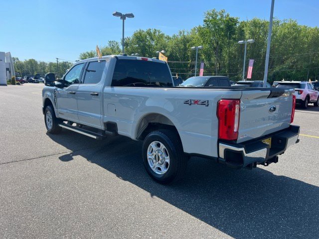 Certified 2025 Ford F250 XLT AWD/4WD image 5