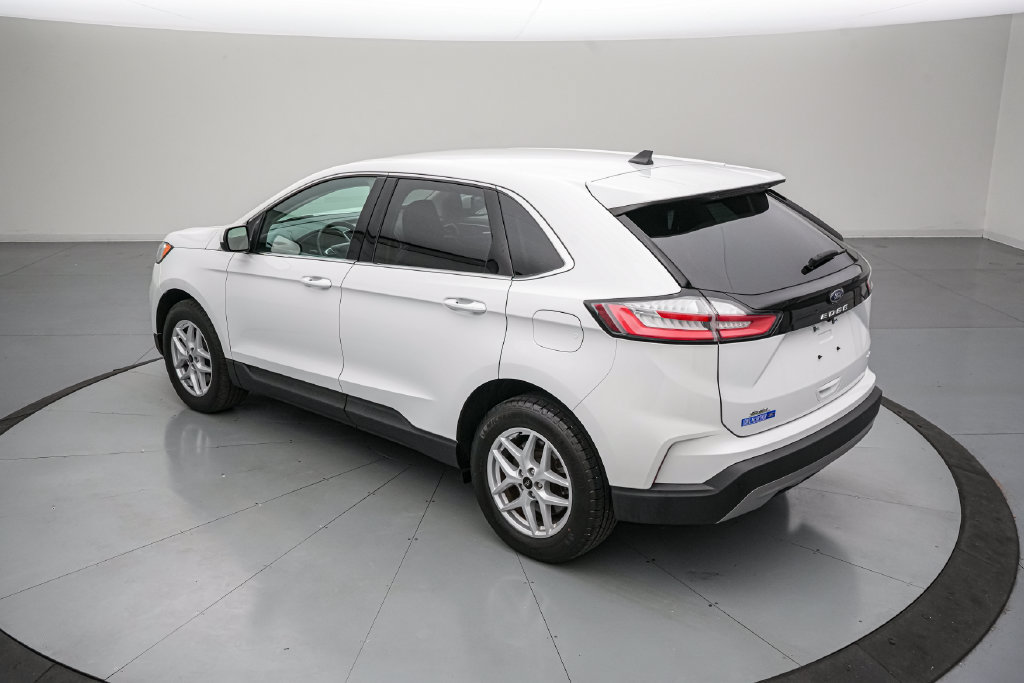 Certified 2023 Ford Edge SEL w/ Convenience Package AWD/4WD image 6