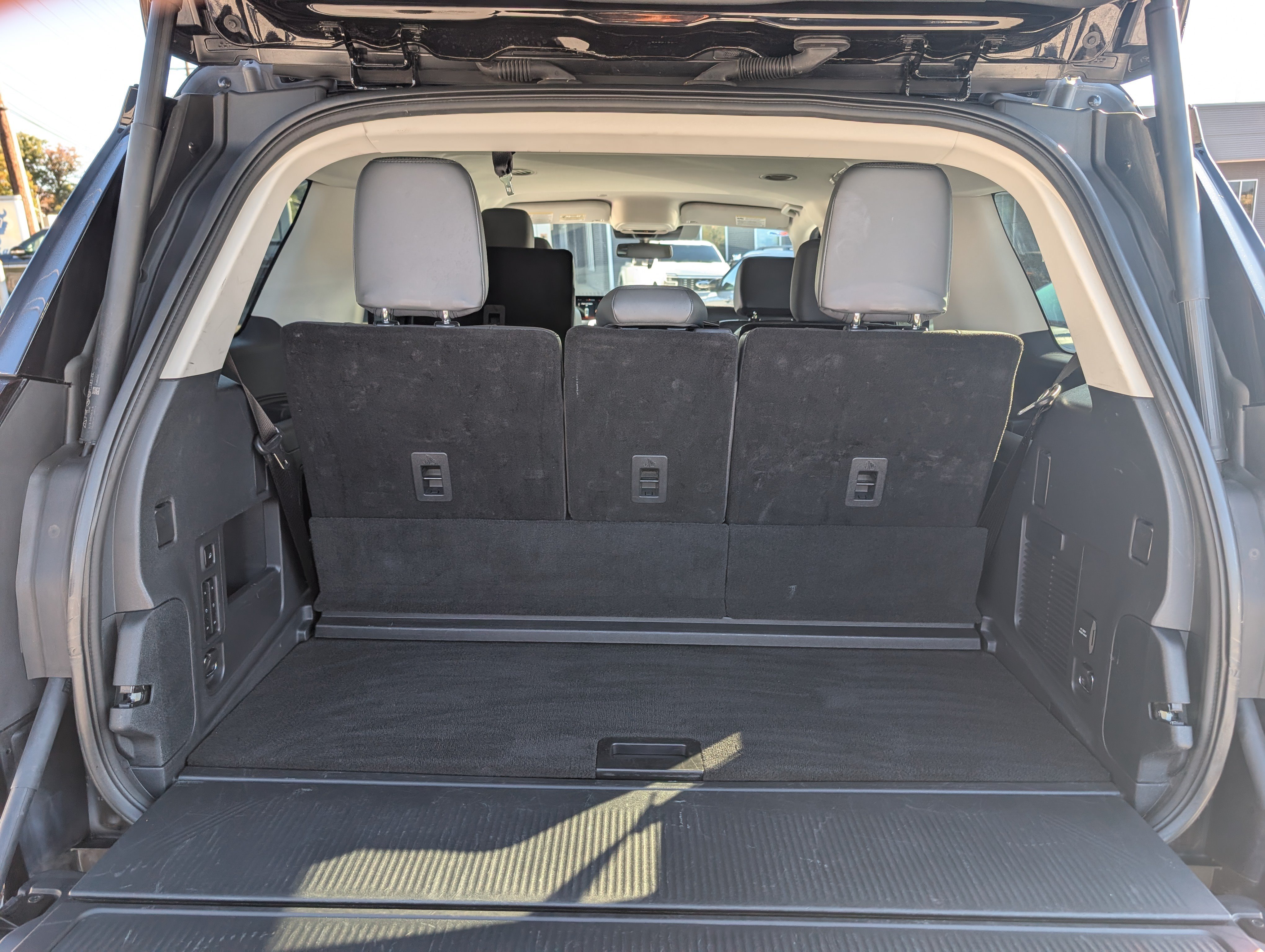 Certified 2026 Ford Expedition Active AWD/4WD image 16