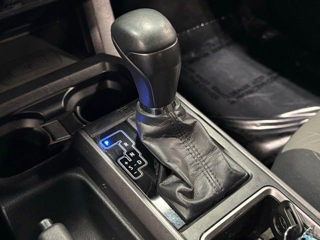 Used 2020 Toyota Tacoma TRD Sport w/ Technology Package AWD/4WD image 27