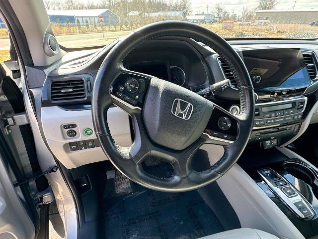 Used 2020 Honda Pilot Touring image 10