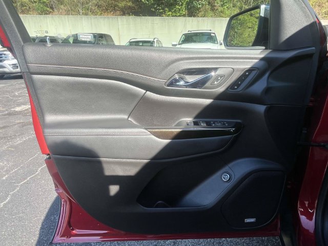 Used 2023 GMC Acadia AT4 w/ Technology Package AWD/4WD image 17