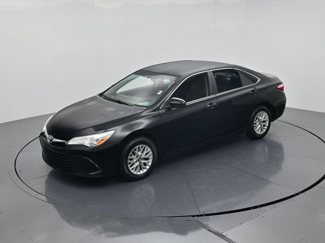 Used 2017 Toyota Camry LE FWD image 44