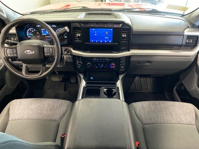 Certified 2023 Ford F550 4x4 SuperCab Super Duty w/ XLT Value Package image 19