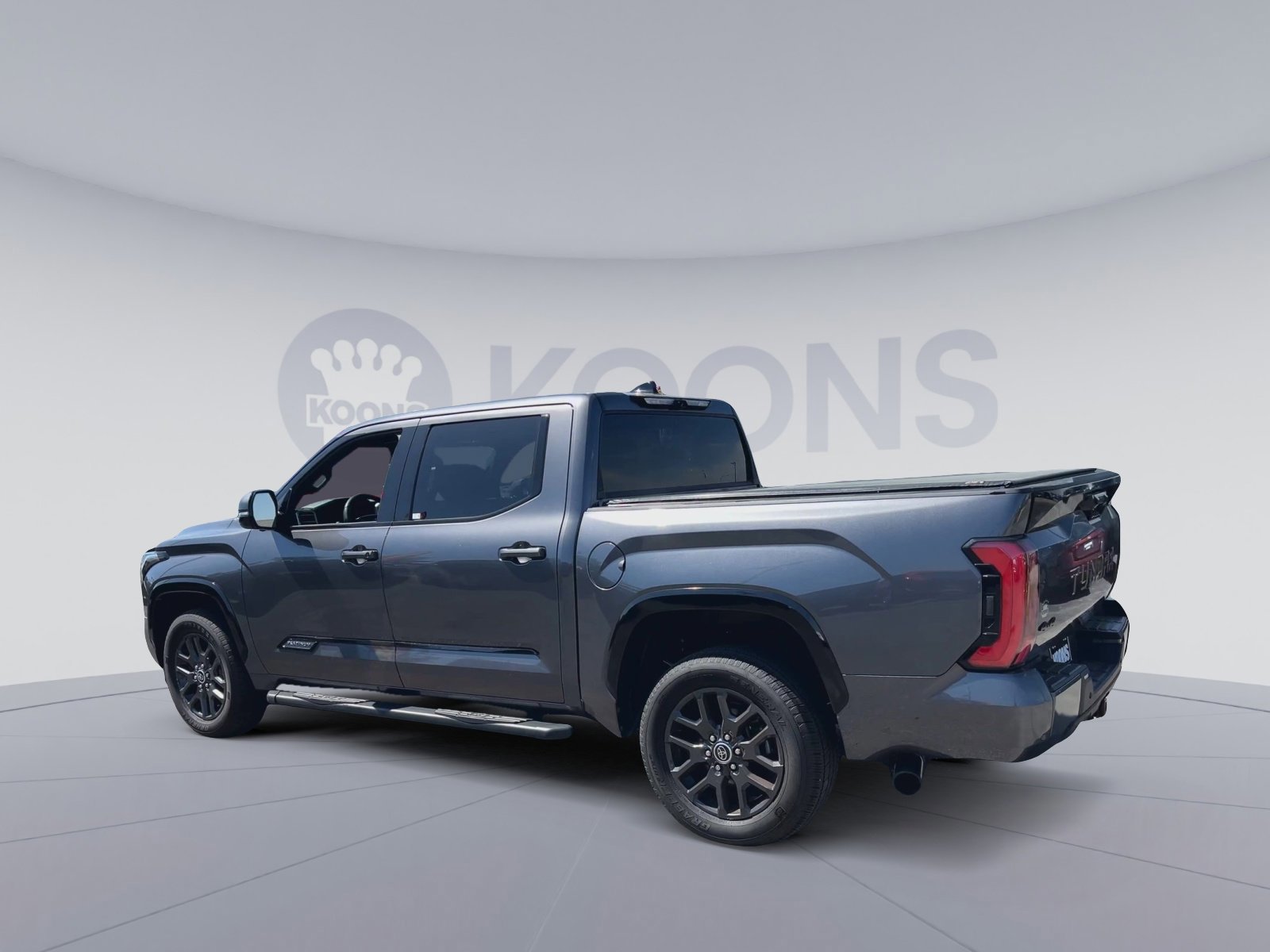 Used 2023 Toyota Tundra Platinum AWD/4WD image 9