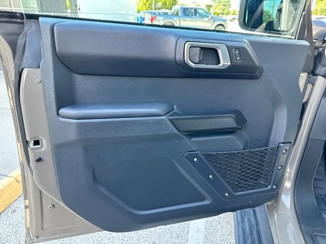 Certified 2025 Ford Bronco Outer Banks w/ Sasquatch Package AWD/4WD image 24