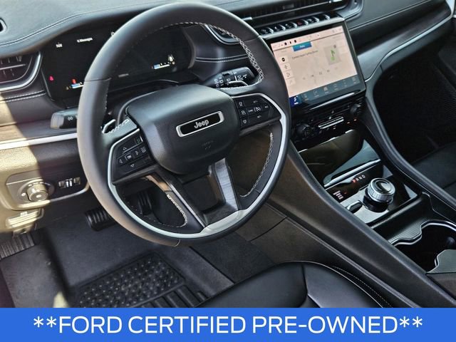 Used 2024 Jeep Grand Cherokee Limited w/ Black Appearance Package image 22