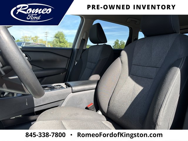 Used 2024 Nissan Rogue SV AWD/4WD image 25
