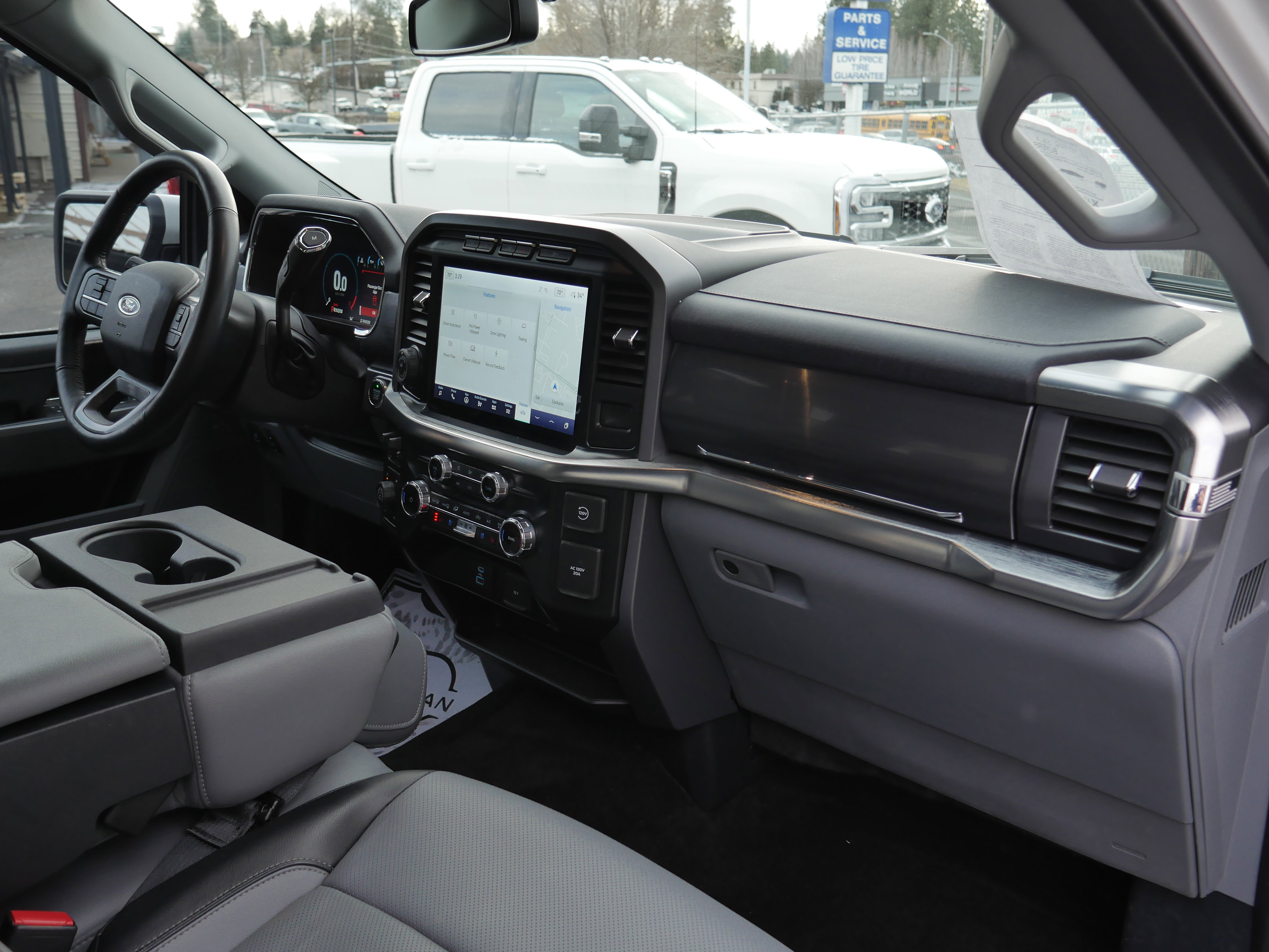 Certified 2022 Ford F150 Lariat w/ Trailer Tow Package image 27