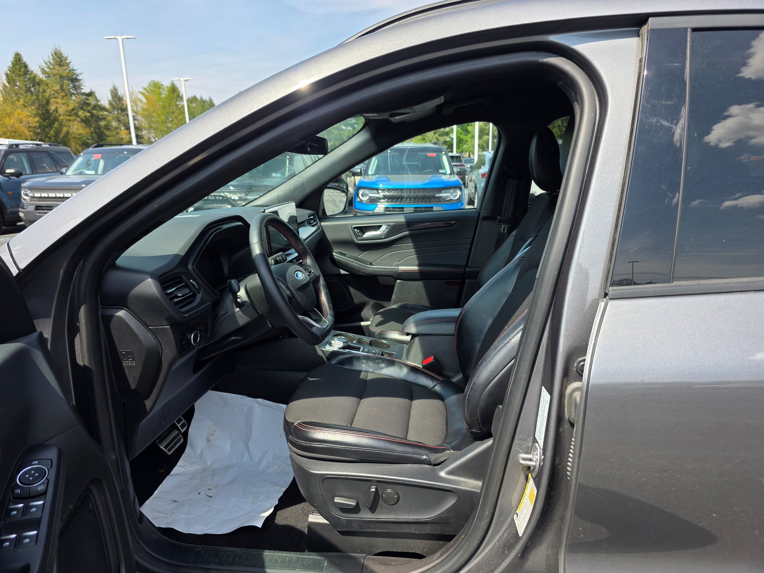 Certified 2024 Ford Escape ST-Line w/ Tech Pack #1 AWD/4WD image 20