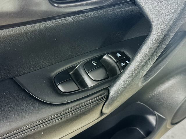 Used 2020 Nissan Rogue SV w/ Sun & Sound Touring Package image 18