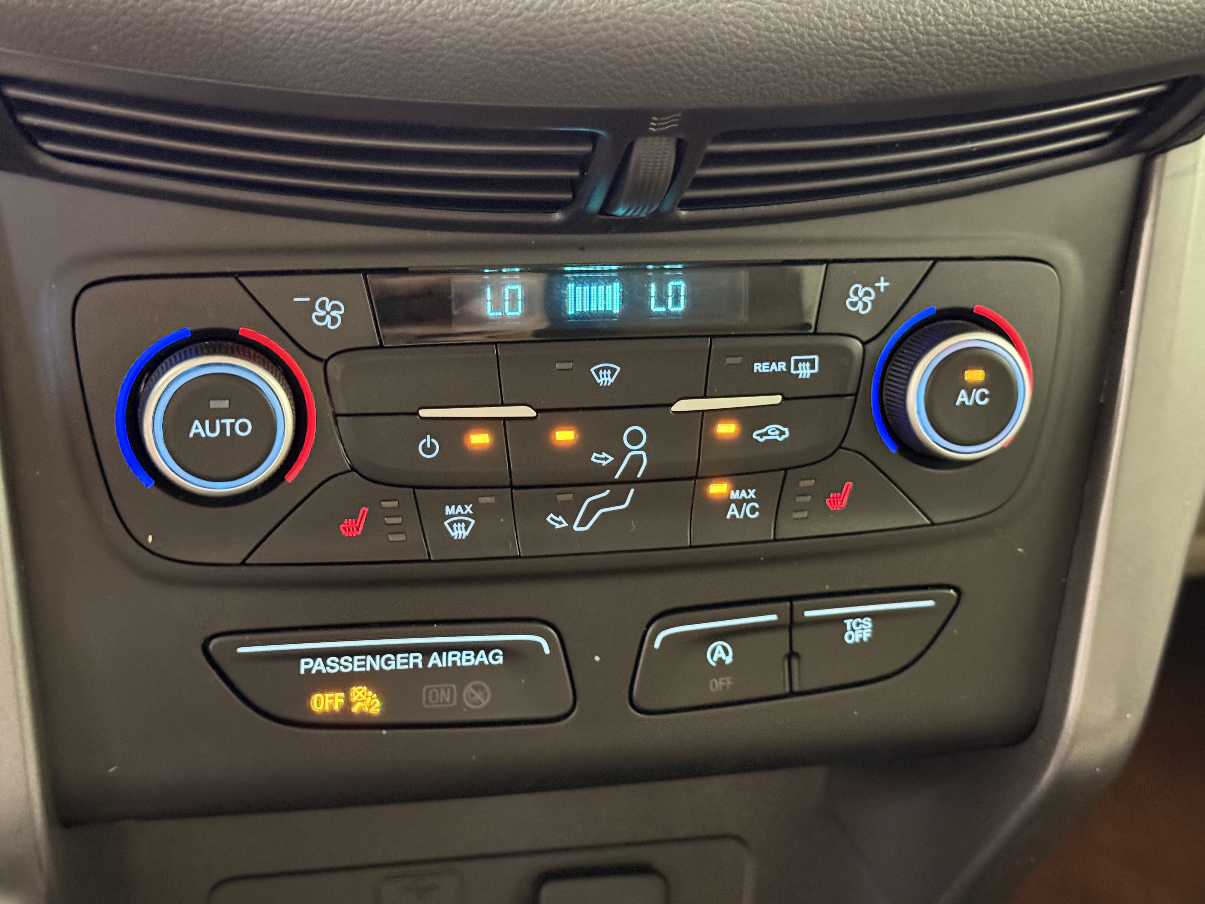 Certified 2019 Ford Escape SEL FWD image 20