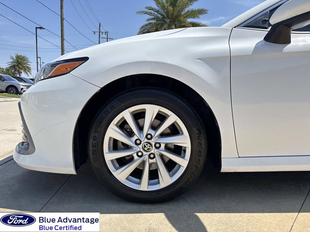 Used 2023 Toyota Camry LE FWD image 7