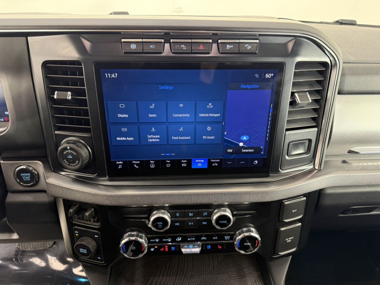 Certified 2024 Ford F450 Platinum w/ FX4 Off-Road Package AWD/4WD image 20