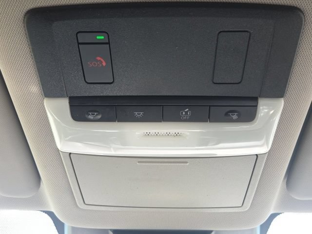 Used 2023 Nissan Rogue SV FWD image 25