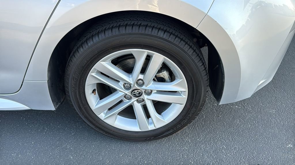 Used 2021 Toyota Corolla SE w/ Carpet Mat Package (TMS) FWD image 8