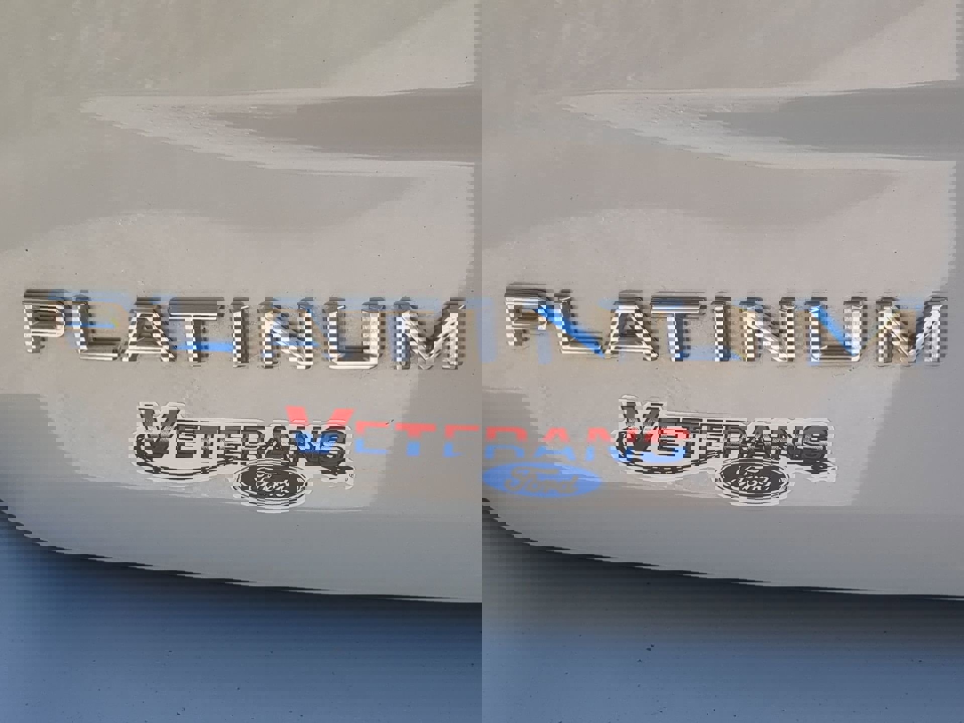 Certified 2025 Ford Expedition Platinum image 40