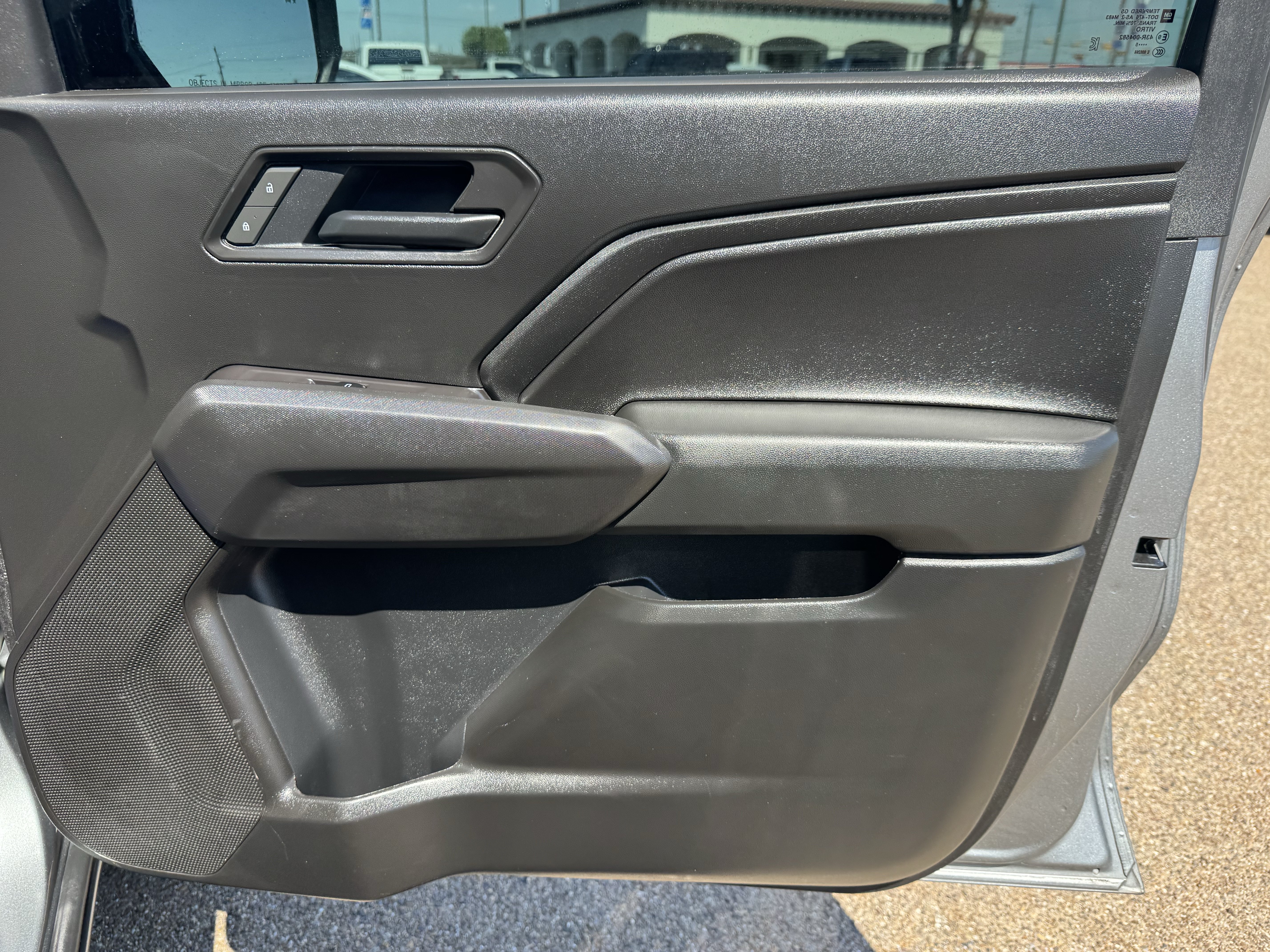 Used 2025 Chevrolet Colorado W/T w/ WT Custom Package RWD image 16
