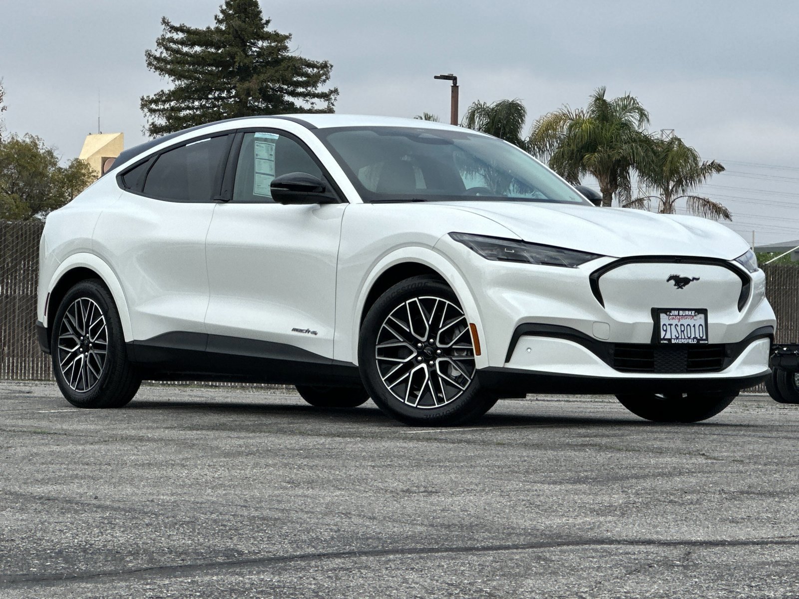 Certified 2025 Ford Mustang Mach-E Premium image 8