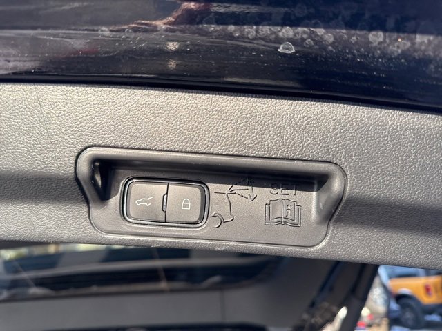 Certified 2022 Ford Explorer ST-Line w/ Class IV Trailer Tow Package image 47