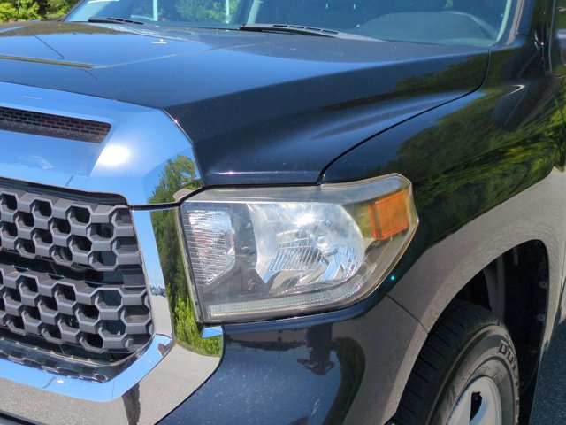 Used 2018 Toyota Tundra SR5 AWD/4WD image 10