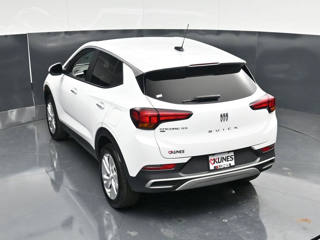Used 2025 Buick Encore GX Preferred AWD/4WD image 43