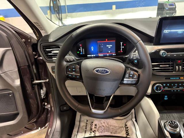 Certified 2023 Ford Escape Active AWD/4WD image 10