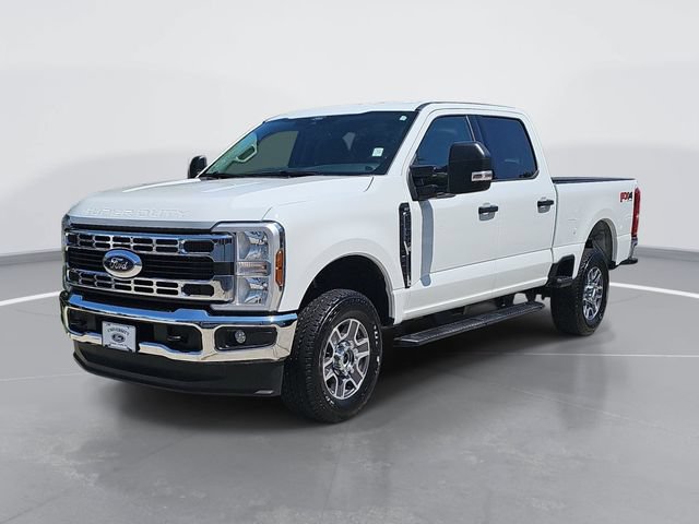 Certified 2025 Ford F250 XLT w/ FX4 Off-Road Package AWD/4WD image 7