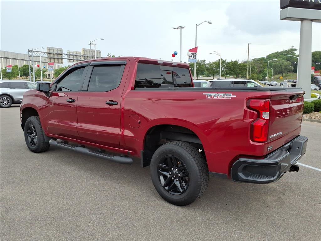 Used 2019 Chevrolet Silverado 1500 LT Trail Boss AWD/4WD image 3