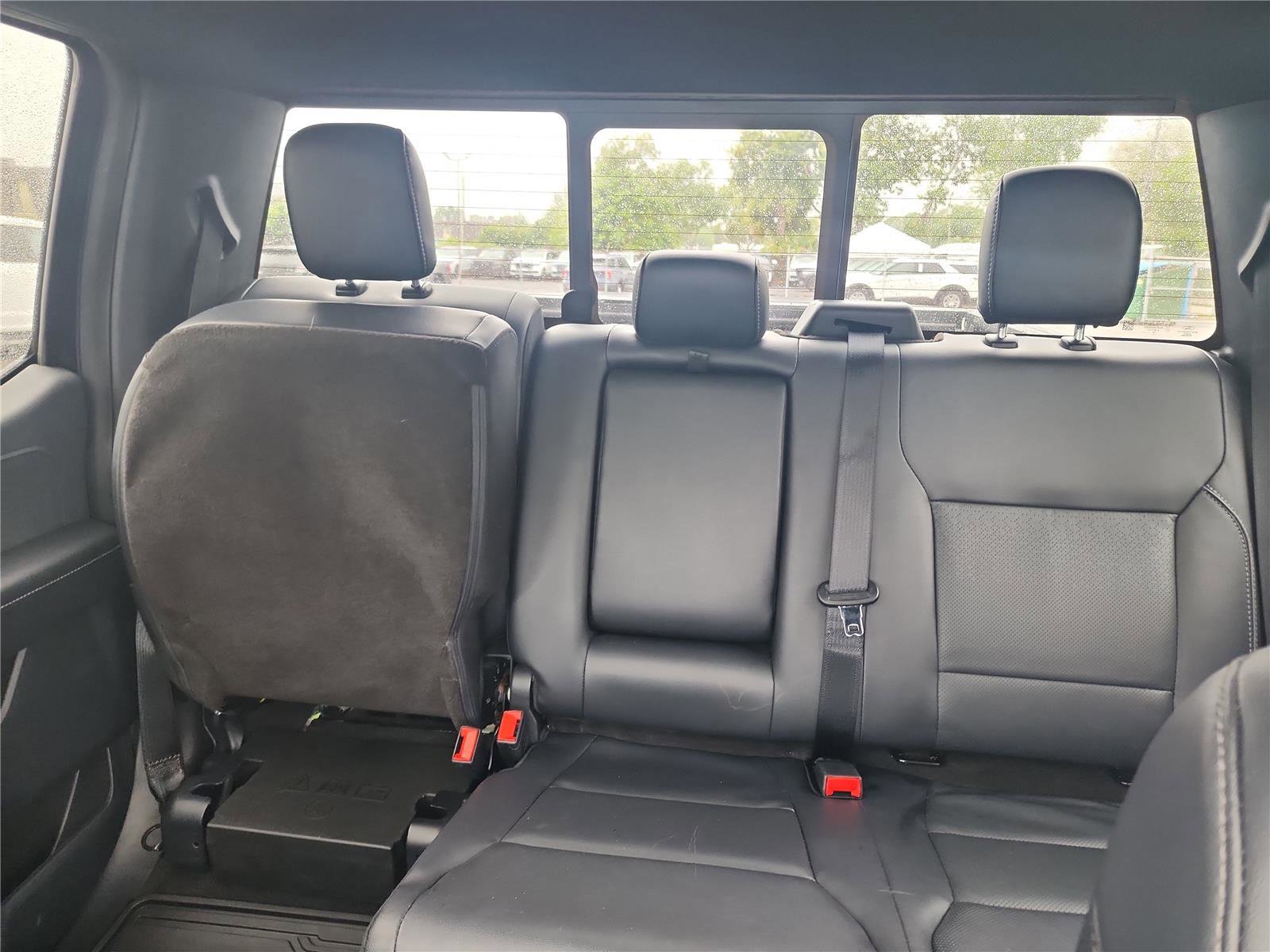 Certified 2022 Ford F150 Lariat w/ Equipment Group 502A High image 17