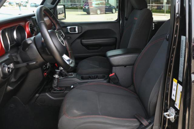 Used 2020 Jeep Wrangler Unlimited Rubicon w/ Dual Top Group AWD/4WD image 19