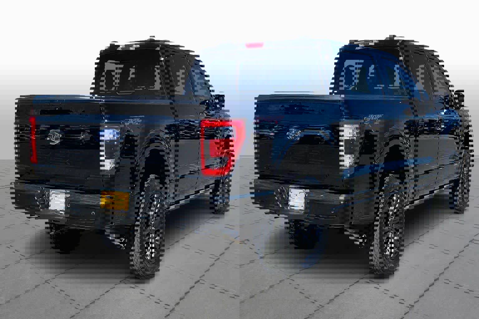 Certified 2023 Ford F150 Lariat w/ Equipment Group 502A High image 3