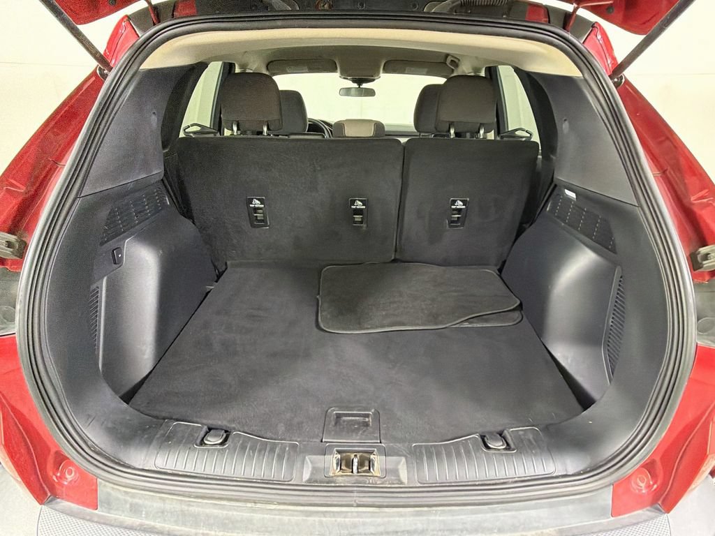 Certified 2020 Ford Escape SE FWD image 28