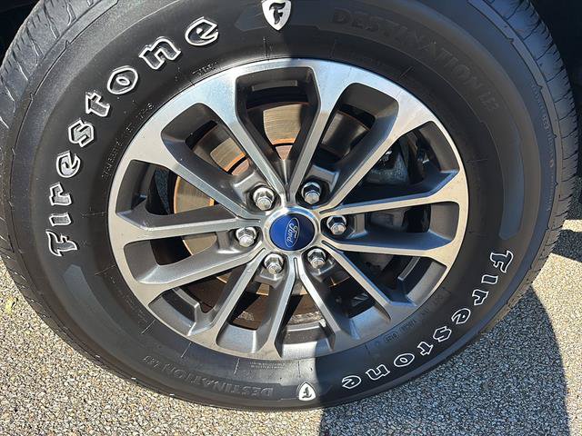 Certified 2018 Ford F150 XLT w/ Equipment Group 302A Luxury AWD/4WD image 7