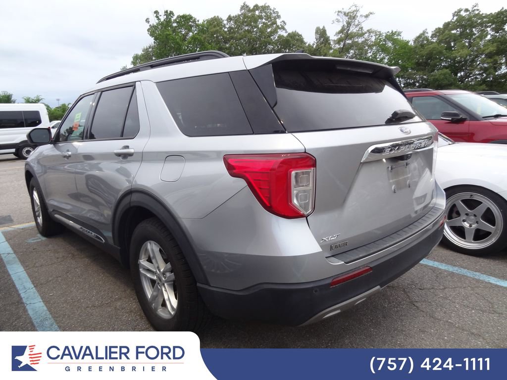 Certified 2021 Ford Explorer XLT w/ Equipment Group 202A RWD image 4